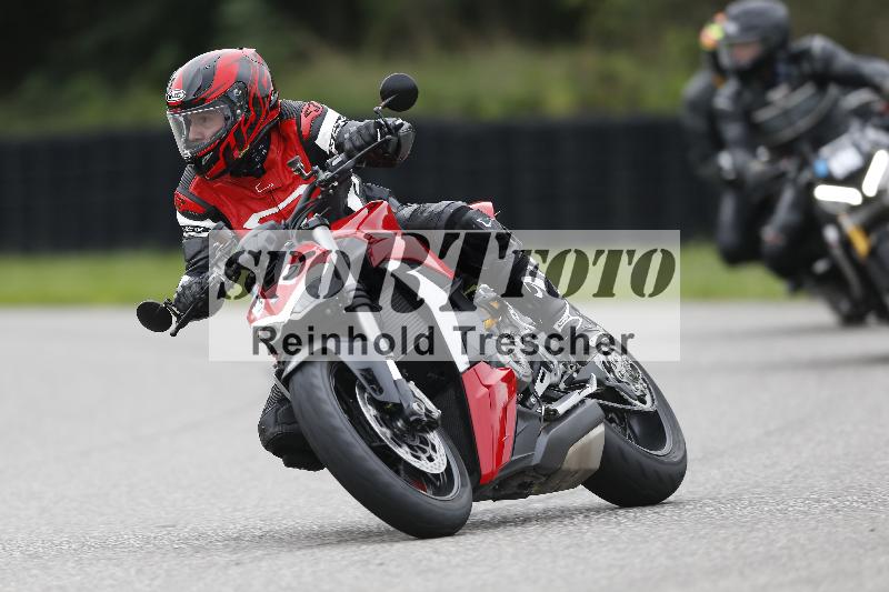 Archiv-2025/52 10.09.2025 FREERIDE Training  ADR/Gruppe M/32